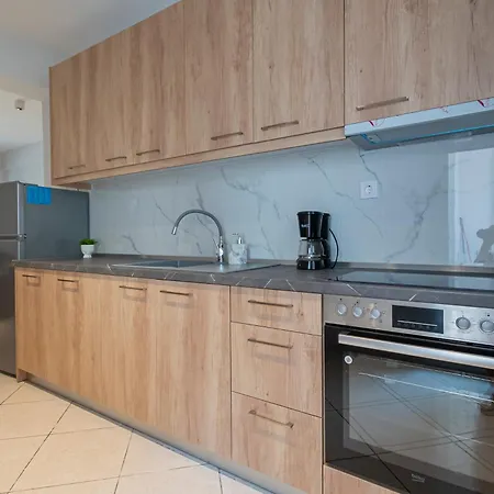 V & G By Rentalspro - Halkidiki Apartment Nea Moudania