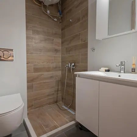 V & G By Rentalspro - Halkidiki Apartmán